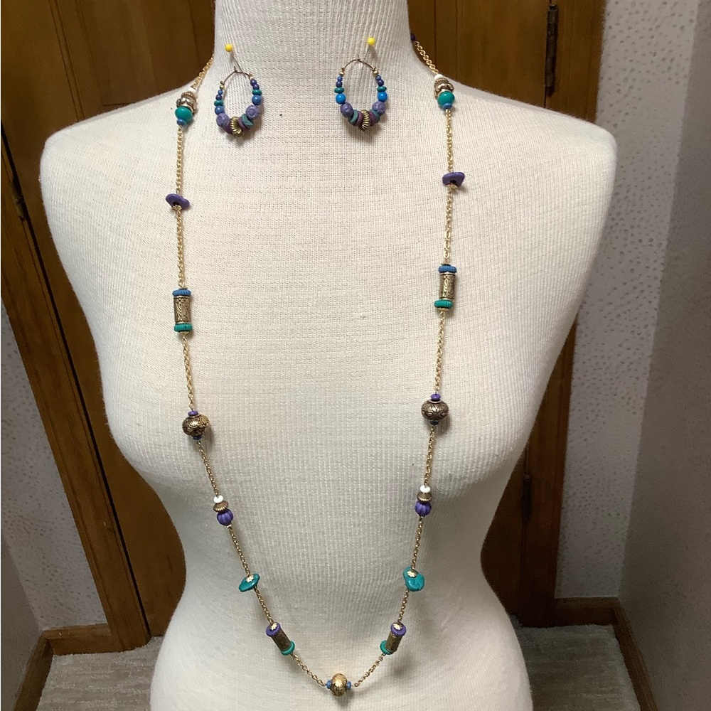 Vintage 80s Casual Corner Elegant Gold tone, Beaded Necklace & earrings Set